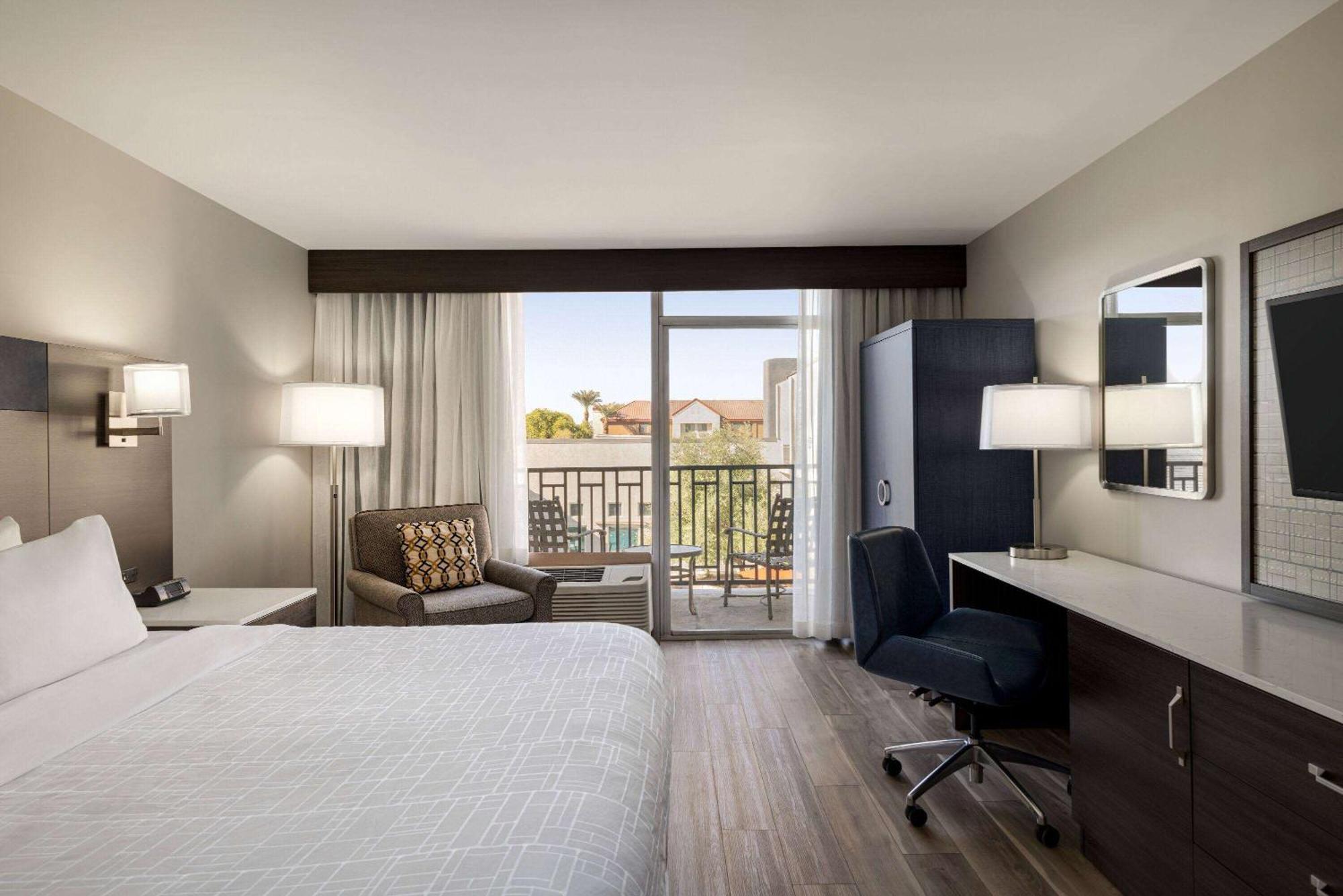 Wyndham Phoenix Airport - Tempe