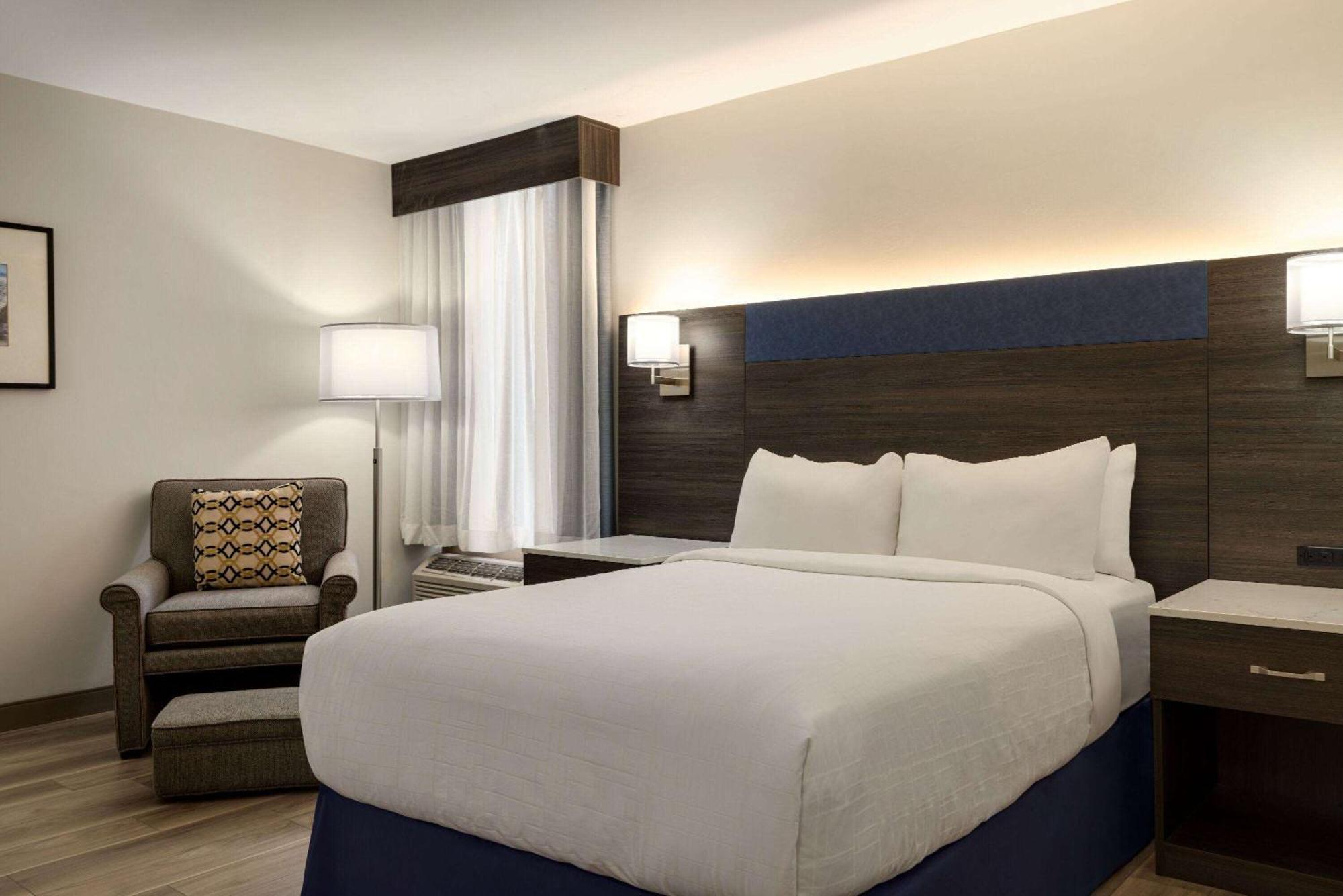 Wyndham Phoenix Airport - Hotel Tempe